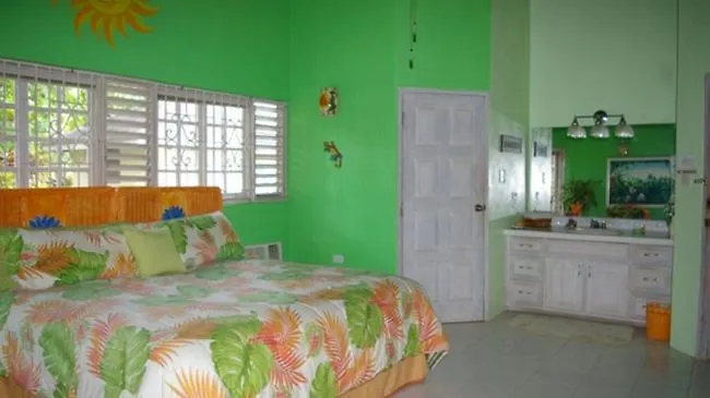 Hotel Paradise Fanta Sea Suites Runaway Bay
